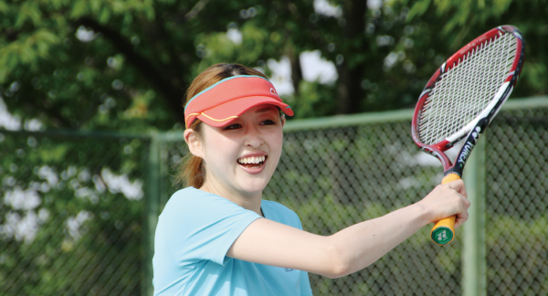 INDOOR TENNIS SCHOOL